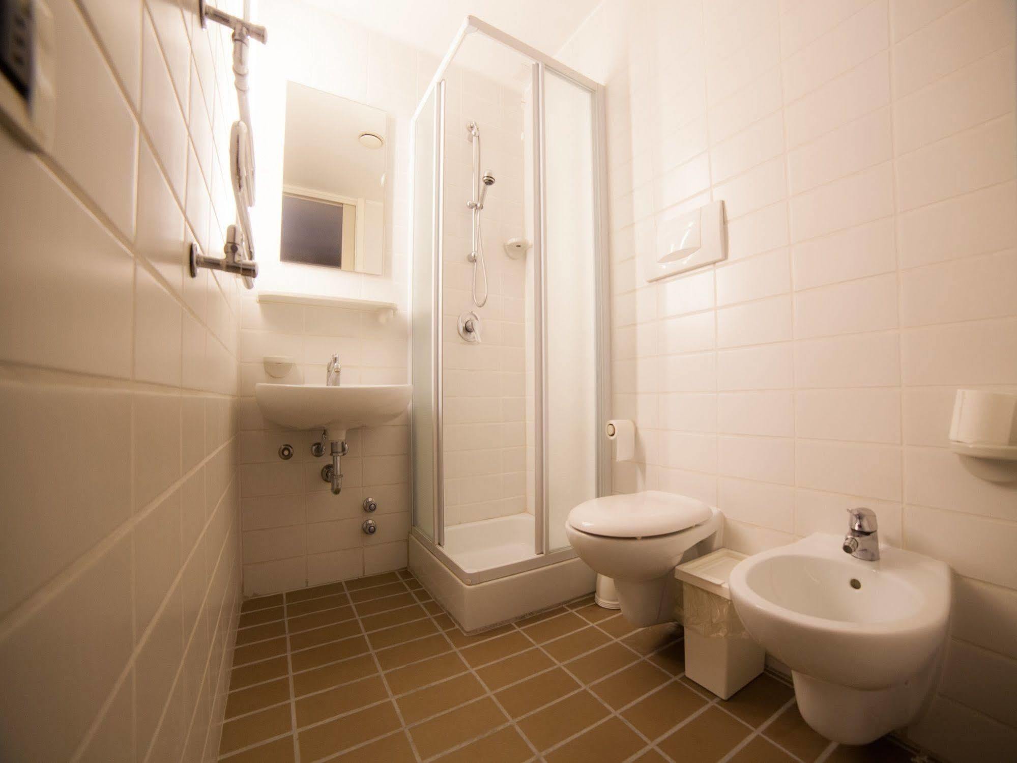 New Generation Hostel Citta Studi Milano Ngoại thất bức ảnh
